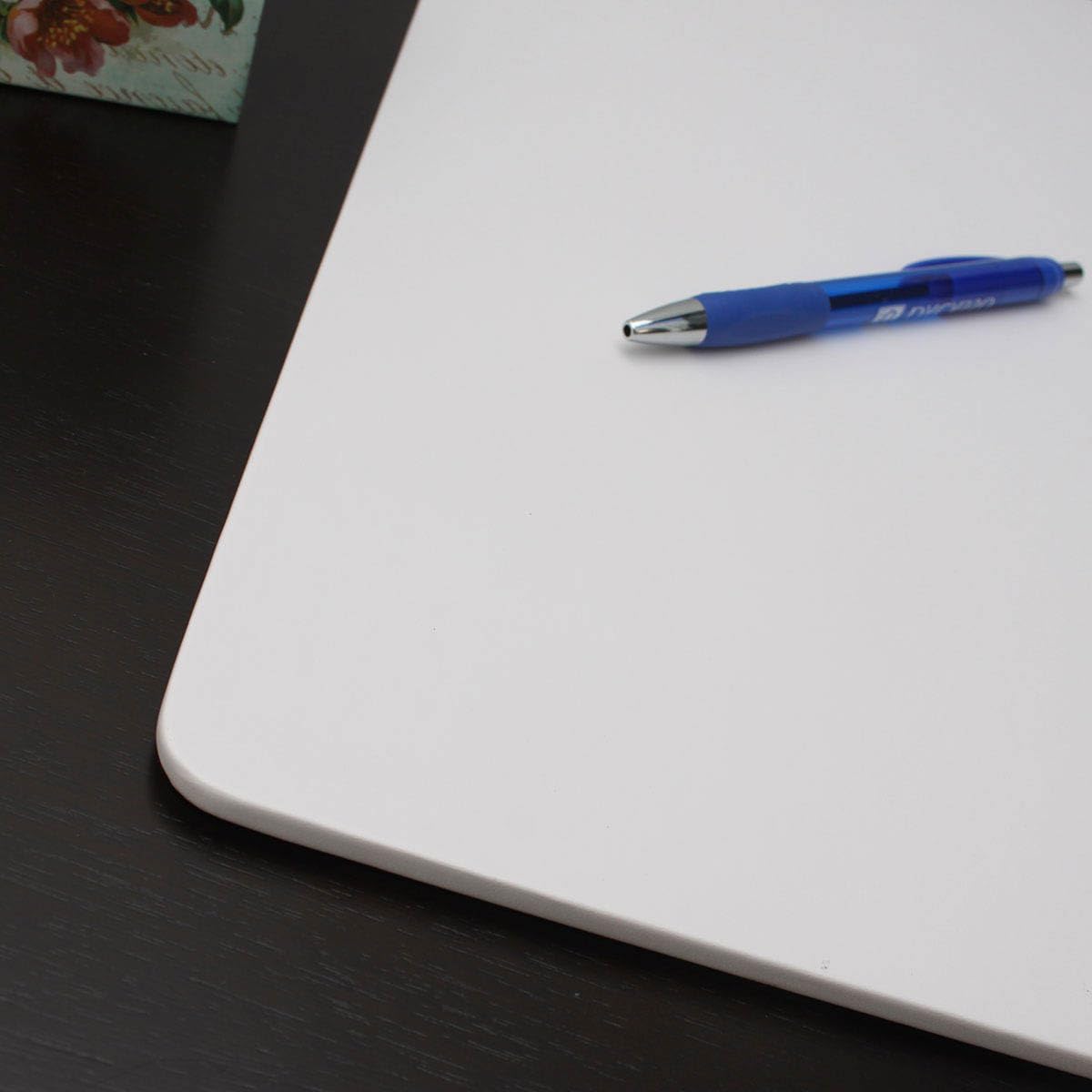 Dacasso 17" x 14" White Leatherette Luxury Conference Table Pad - Desk Blotter for Writing - Boardroom Organization & Executive Desk Decor