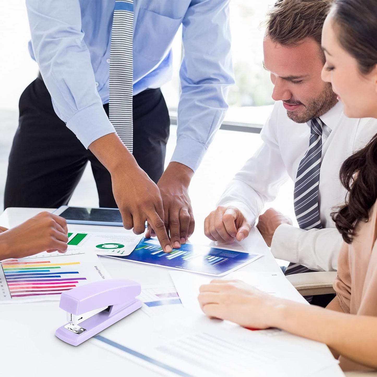 Deli Stapler, Desktop Staplers with 640 Staples, Office Stapler, 25 Sheet Capacity, Purple