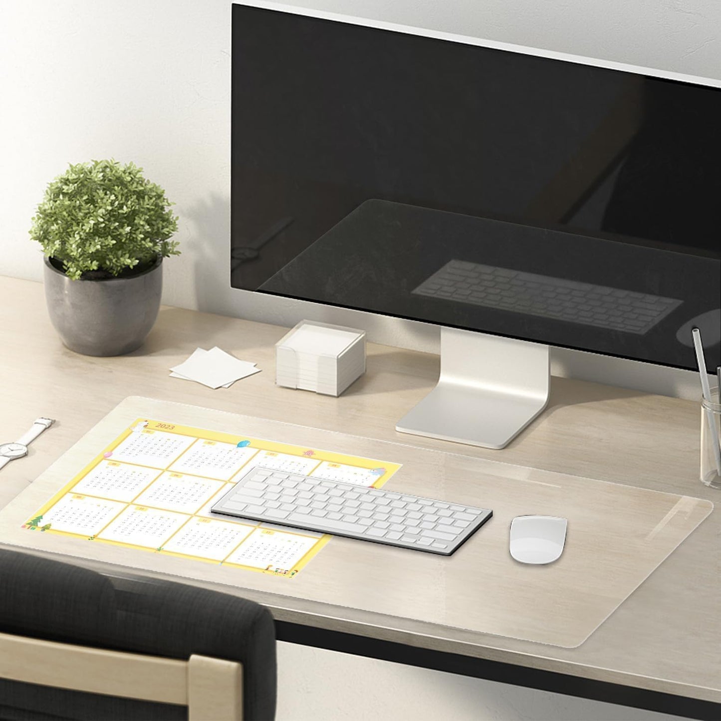 17 x 24 Inch Clear Table Cover Protector, Clear Desk Mat, Table Protector, 1.5mm Plastic Table Cover, Vinyl Table Protector, Desk Mats on Top