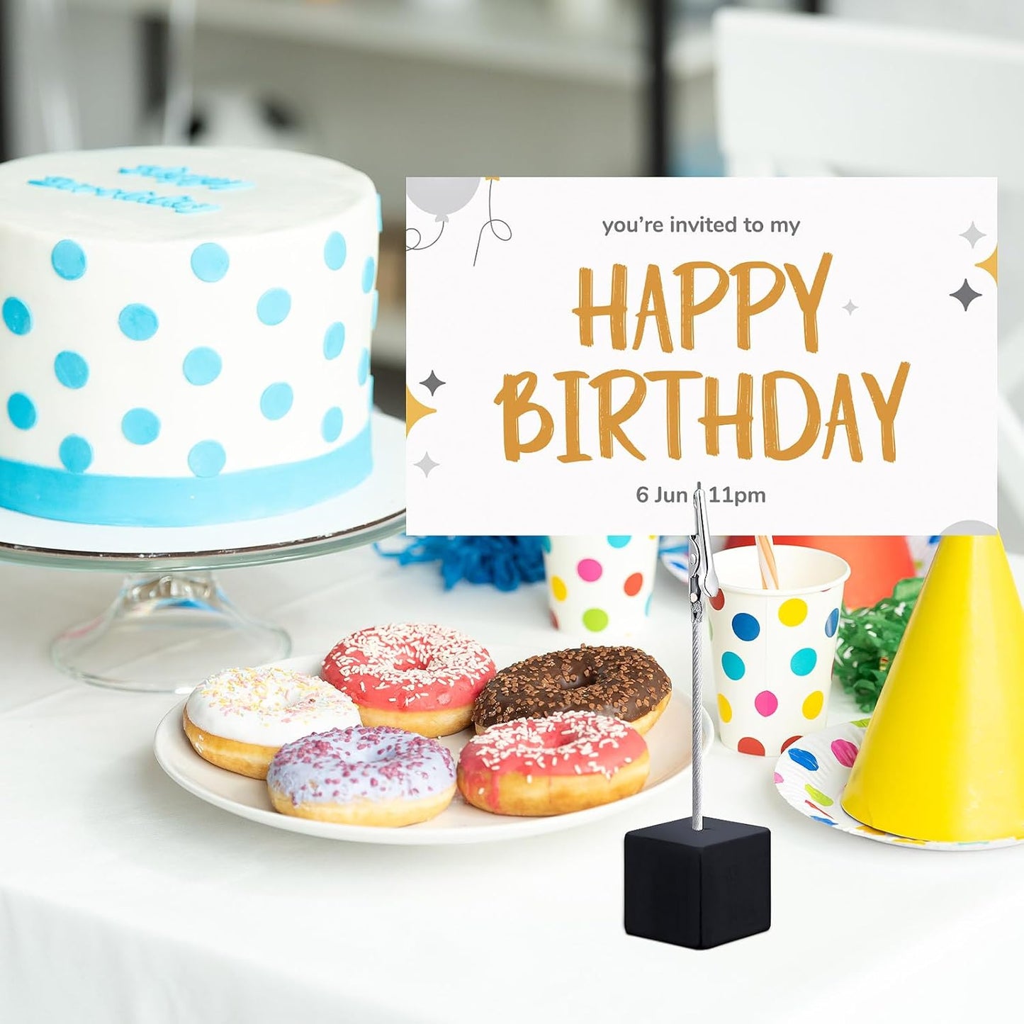 24 Pcs Wooden Memo Clips Holder Lightweight Wood Cube Base with Alligator Clip Clasp Mini Photo Holder Clip Menu Holder for Displaying Number Card (Black)