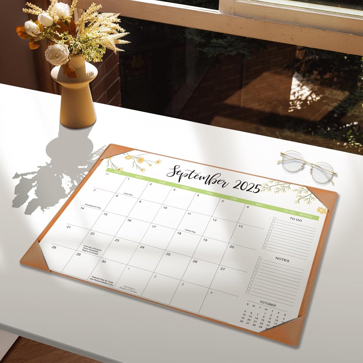 Desk Calendar 2025-2026 with Desk Mat – 22" x 17" Large Desk Pad Calendar Runs From Jul 2025 to Dec 2026, Floral Design Desktop Calendar with To-Do, Notes for Planning, Organizing, and Scheduling Your Life (Brown)