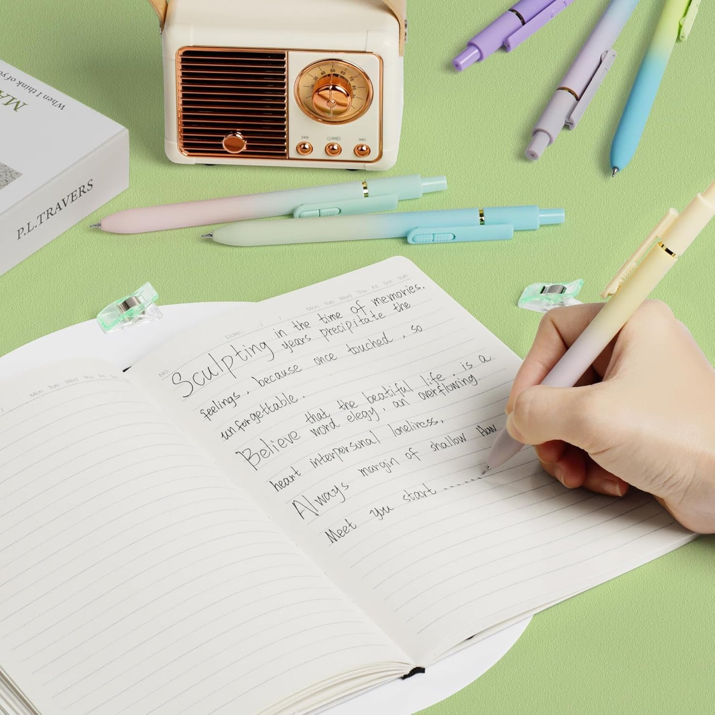 8Pcs Gel Pens with Black Ink, Fine Point Smooth Writing Pens, Quick-dry Gel Retractable Pens for Journaling Note Taking, Cute Office School Supplies for Adults Kids (0.7mm, Gradient)